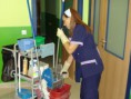 /album/fotogaleria-limpiezas/limpiezas-oficinas-valladolid-escoba-jpg/